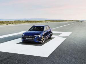 Audi e-tron S 2020 года  (WW)